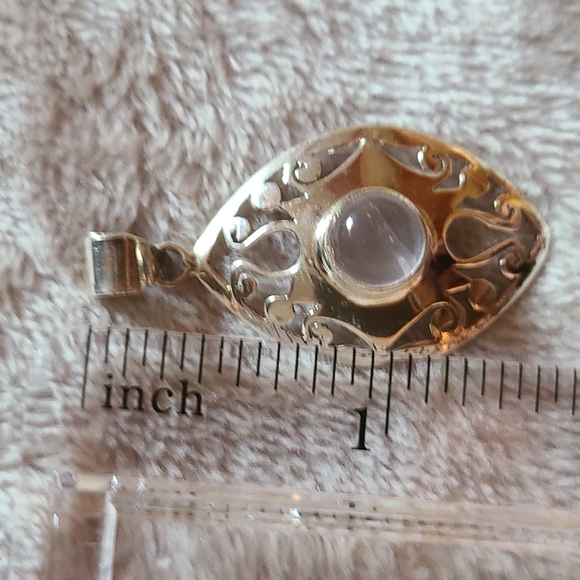 Moonstone set in sterling silver pendant. - Picture 2 of 4